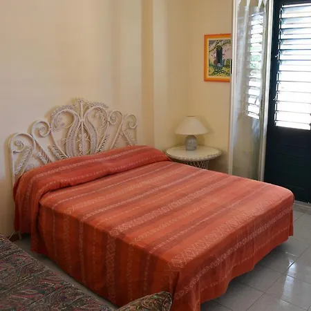 Apartment House Naxos