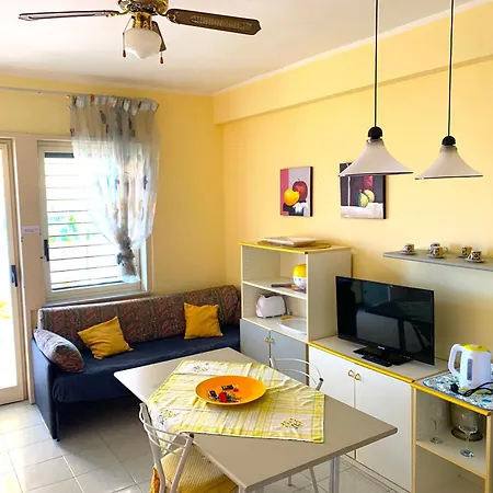 House Naxos Apartment *